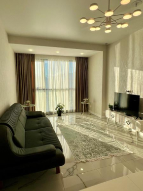 Lunar Horizon Apartment в Porta Batumi от BRIONIX